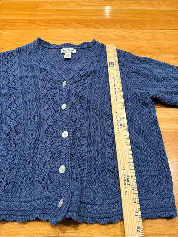 L.L.Bean linen blend button cardigan sweater size large . Blue - Image 4
