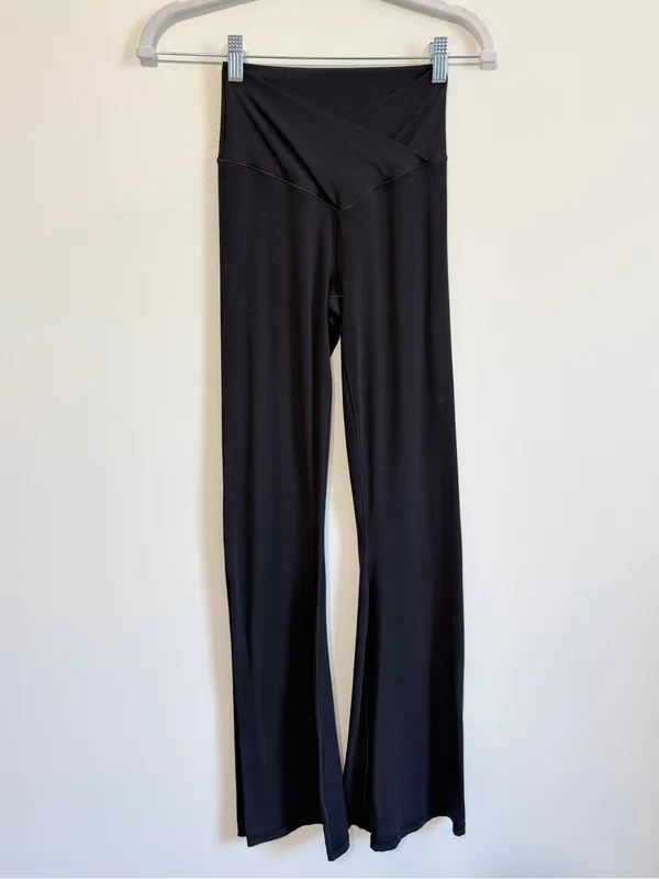 OFFLINE by Aerie Crossover Flare Leggings Size Small Black - Image 2