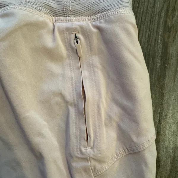 Outdoor Voices Light Pink Athletic Skirt skort size small with pocket - Image 2