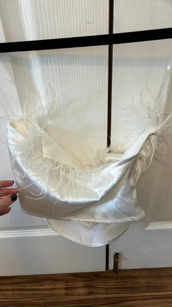 Blu Spero white strapless feathered top - Image 3
