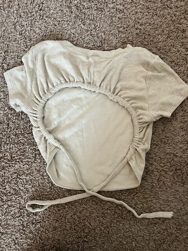 Alo Yoga Top - Image 2