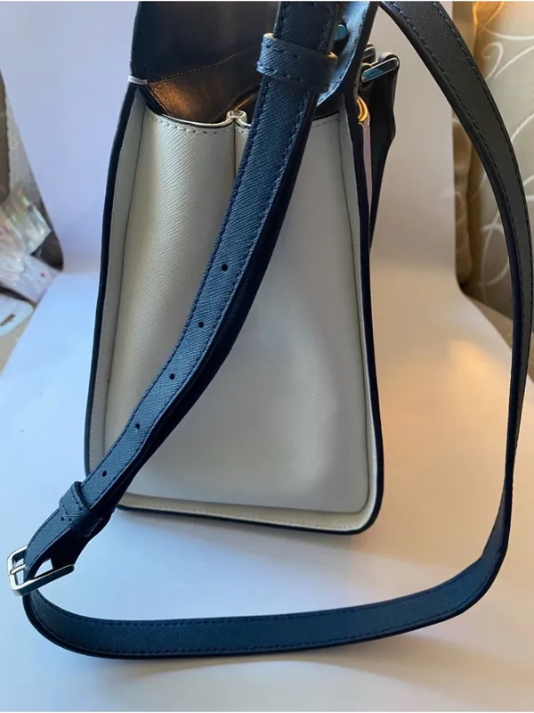 💓💓💓BOGOHO💓💓💓Kate Spade Pink and Navy Saffiano Leather Tote - Image 7