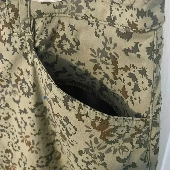 Eddie Bauer Travex Skort Womens‎ 10 Olive Green Floral Hiking Outdoor Skirt - Image 6