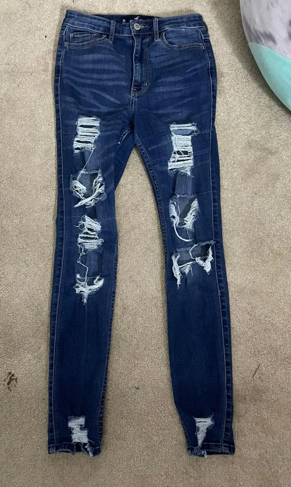 Hollister Jeans - Image 2