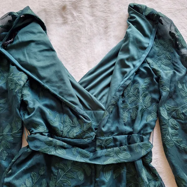 Lulus Green Leaf Embroidered Long Sleeve Tiered Mini Dress M - Image 13