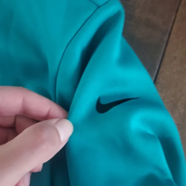 Nike green and black hoodie size Large women's in excellent condition - Image 2