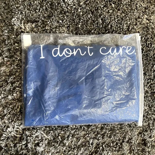Fun Fact I Don't Care T-Shirt/Sweatshirt in Blue, Size M​​​​​​​ - Image 2