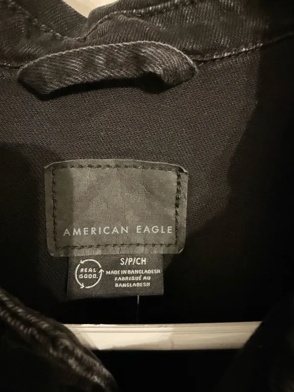 American Eagle Oversized Denim Boyfriend Jacket - Image 3