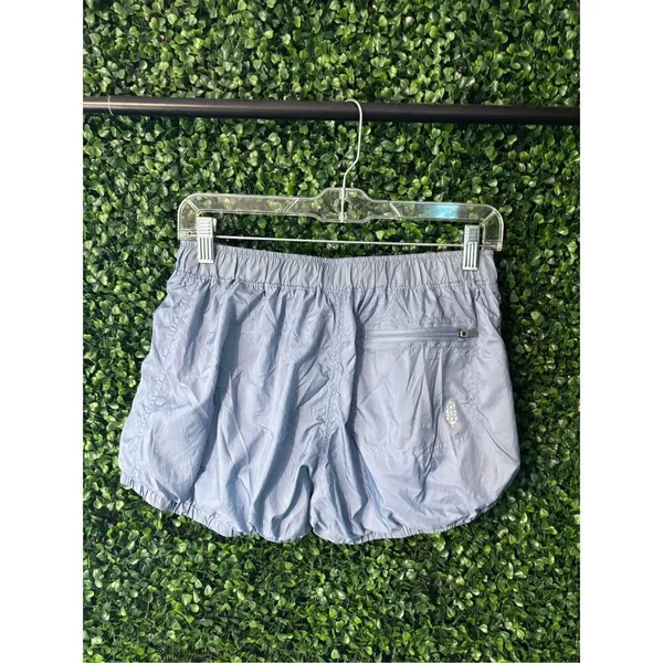 Free People Sunshine Bubble Blue Shorts Size Small - Image 4
