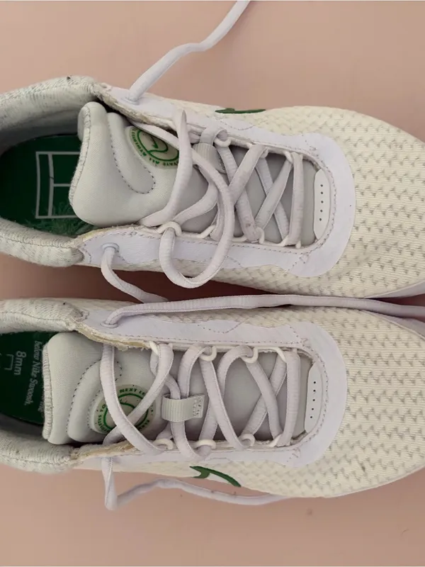 Nike White and Green Tennis Shoes - Image 2