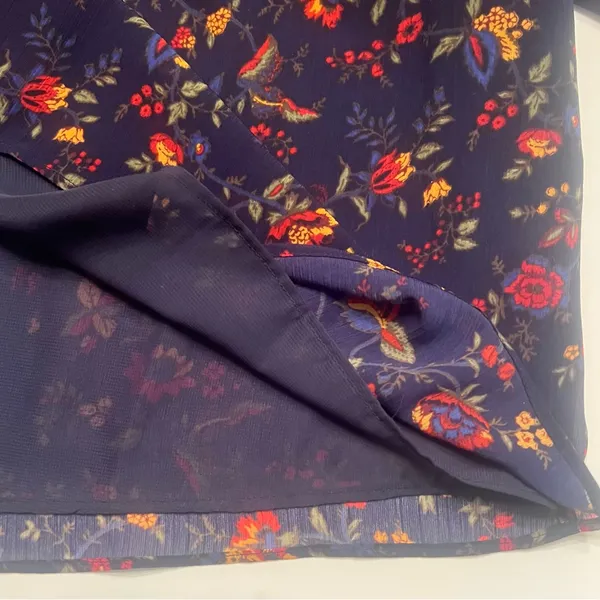 Madewell Ruffle-Sleeve‎ Top Blouse in Climbing Vine Navy Blue Floral Size Medium - Image 14