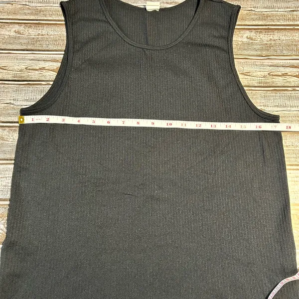 Zyia Ripped Black Sleeveless Tank Top - Image 5