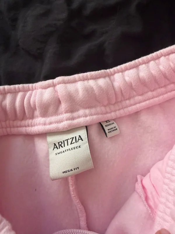 Aritzia sweatpants  - Image 6