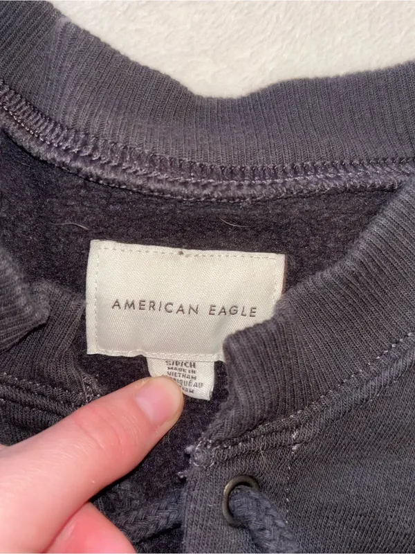 American Eagle Outfitters Sweatshirt - Image 2