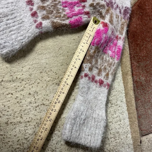 Velvet Graham Spencer Fair Isle Alpaca Sweater Womens XS Beige Pink Boho Fuzzy - Image 4