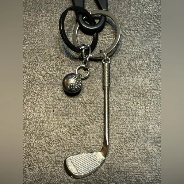 Nike Fuchsia Key Chain W/ Black Logo Patch w/ Silver Golf Club & Golf Ball NWOT - Image 4