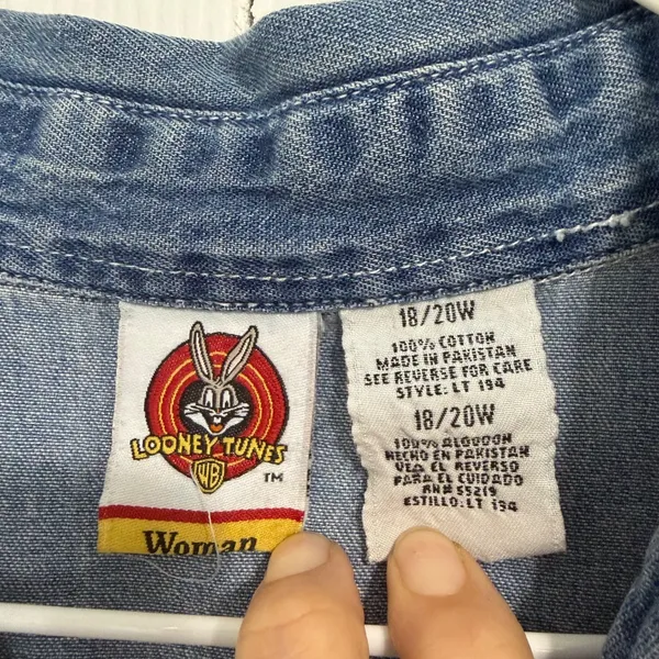 Vintage 2000 Warner Bros Tweety Bird Fall Button Down Denim Shirt - Image 4