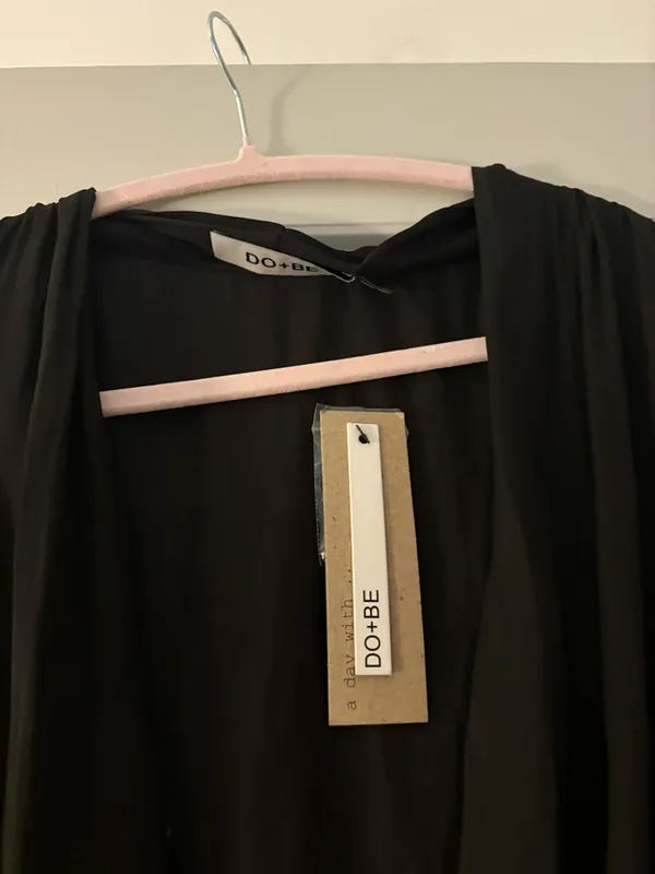 DO+BE Black Top - Image 2