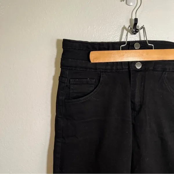 Roswear Women's Sz Medium Wide Leg High Waisted Jeans Black Three Button Stretch - Image 5