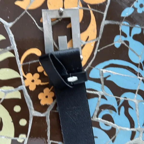 GUESS Elegant Black LEATHER Belt with Rhinestone Buckle Sz: M - Image 5