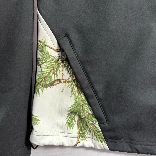 NEW Women's Bushmaster Black White‎ Camo Pro Hunter Softshell Jacket Small - Image 5
