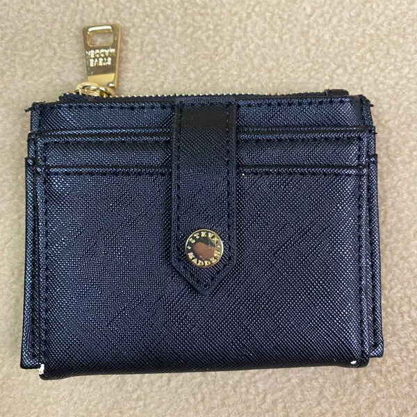 Steve Madden Black Faux Leather Zip‎ Card Holder Wallet Coin Pouch ID Window GUC - Image 2