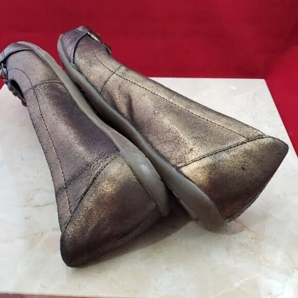 Kenneth Cole Reaction Women's Bronze Jeweled Flats My Boo - Size 7 - Image 3