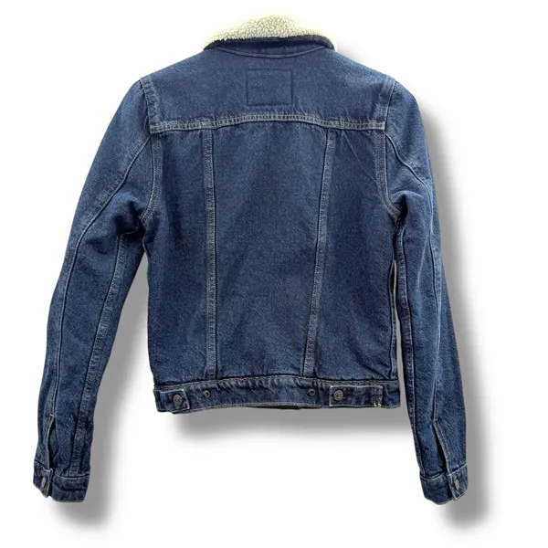 Levi’s Sherpa Trucker‎ Jacket Women’s Size XS Type III Denim Lined Classic Fit - Image 4