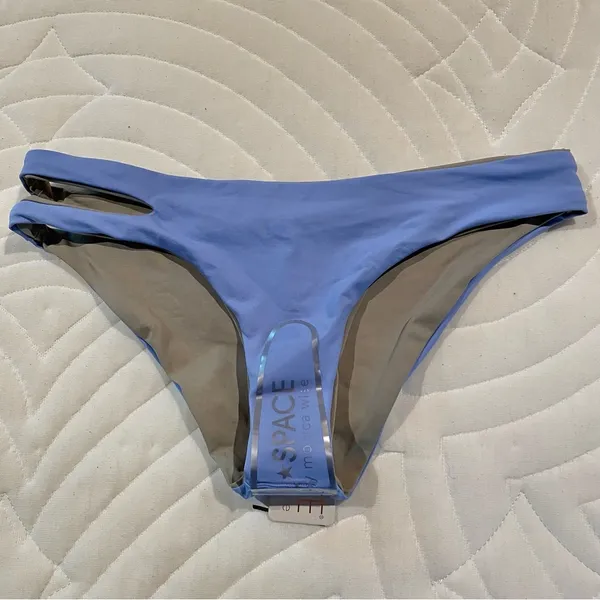 Breakers Reversible Cutout Bikini Bottom Grey Periwinkle Blue Small NWT - Image 4