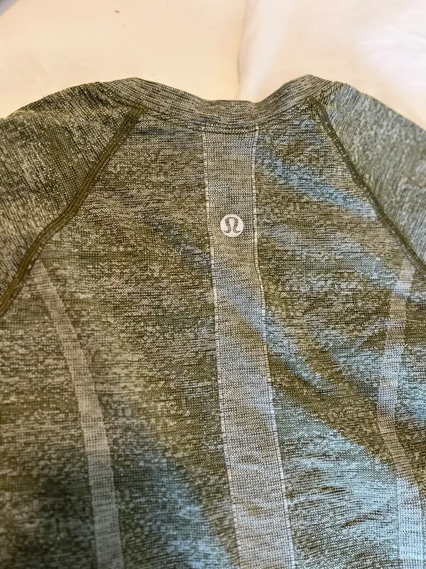 Lululemon Swiftly Tech Short Sleeve - Image 2