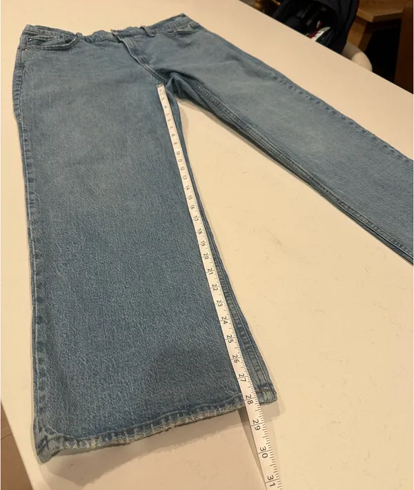 Abercrombie & Fitch The Baggy Low Rise Jeans Short Length - Image 3