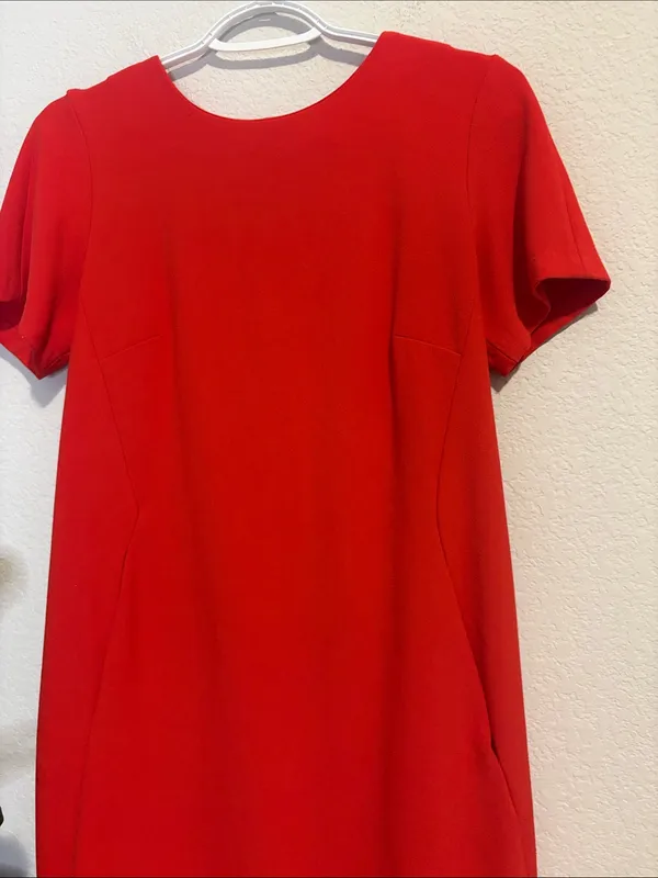Classic coral Red Short-Sleeve Shift Dress size 4 - Image 4