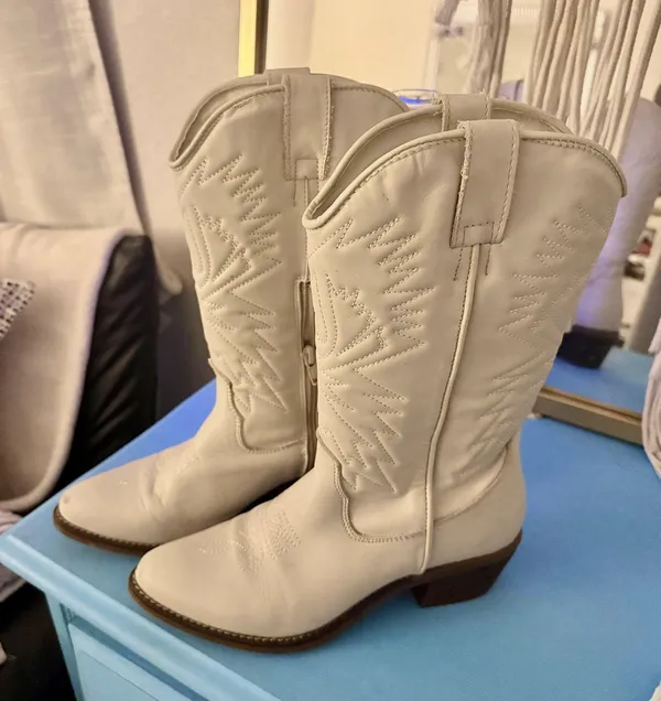 Steve Madden Women's White Cowboy boots - Image 2