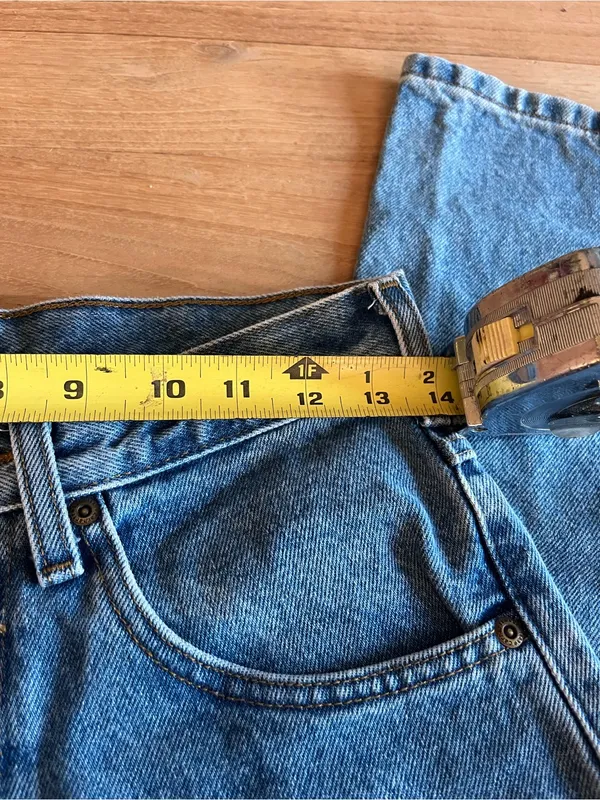 Vintage Carhartt Relaxed Fit Tapered Leg Jean - Image 8
