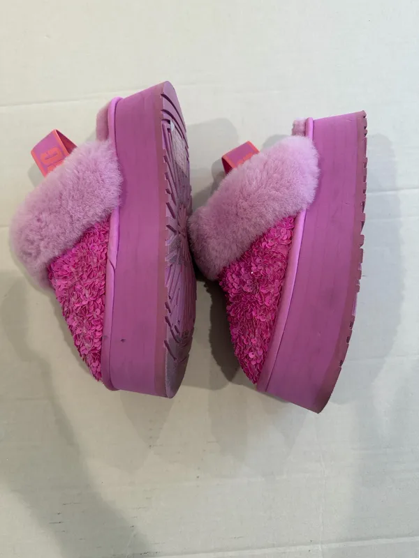 UGG funkette chunky sequin pink sleeper size 8 - Image 3
