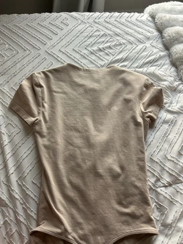 abercrombie tan bodysuit - Image 2