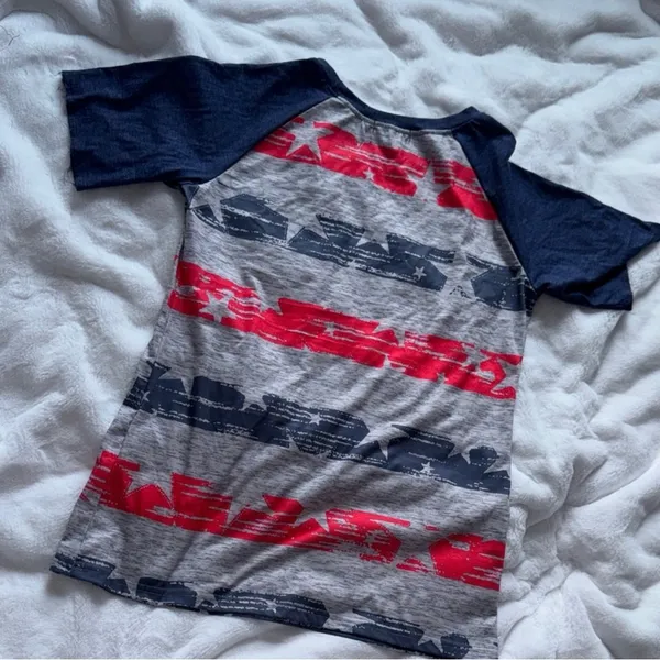 Deerose USA Raglan Tee M Red Blue Stars Stripes Patriotic Shirt - Image 7