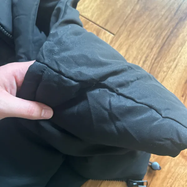 Cropped Puffer Amazon Vest Black - Image 5