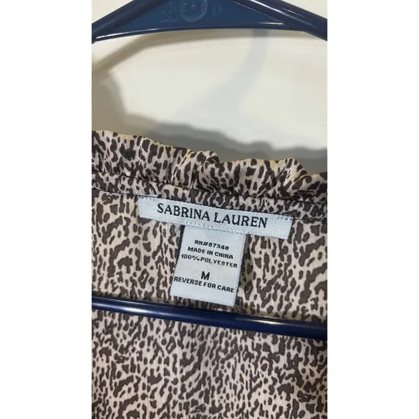 Sabrina Lauren Medium Blouse Animal Print Ruffle V-Neck Long Sleeve‎ Flowy Work - Image 3