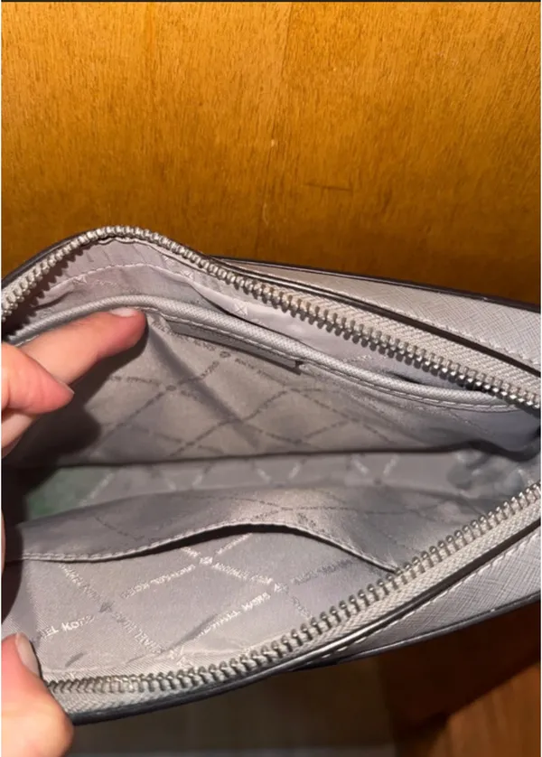 Michael Kors Crossbody bag gray - Image 3