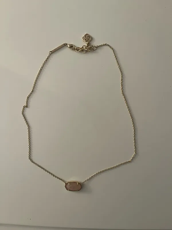 Light pink pendant Kendra Scott necklace - Image 2