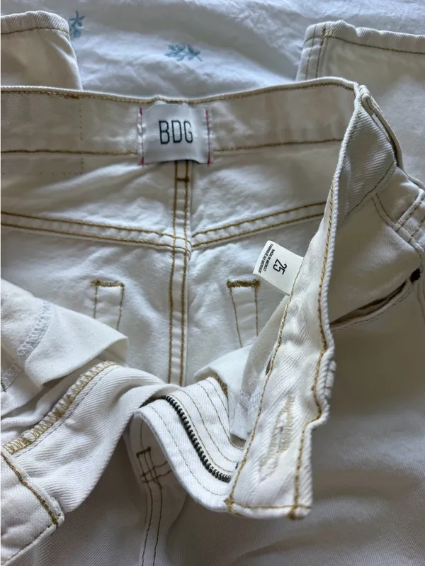 BDG White Jeans - Image 3