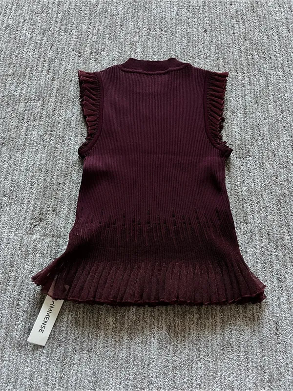 Commense Ribbed Knit Ruffle Top size XS NWT Red - Image 2