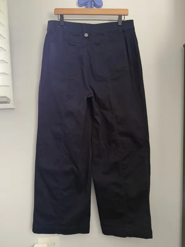 Wit & Wisdom 10 Skyrise V-Yoke‎ Spade Pocket Wide Leg Pants Utility Navy Relaxed - Image 3