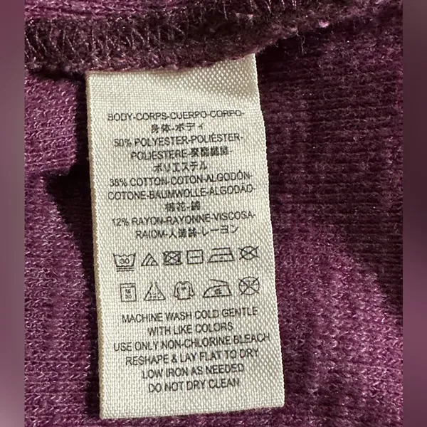 Free People We the Free Split Back Turtleneck Sweater Size Medium purple - Image 7
