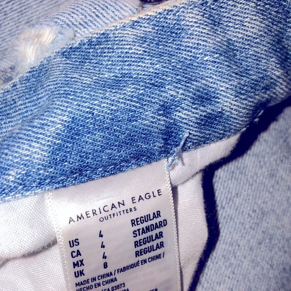 American eagle curvy MOM jean distressed size 4 - Image 4