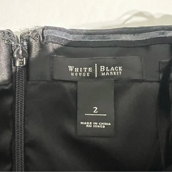 White House Black Market Black Satin Strapless Pleated Mini Dress Size 2 - Image 4
