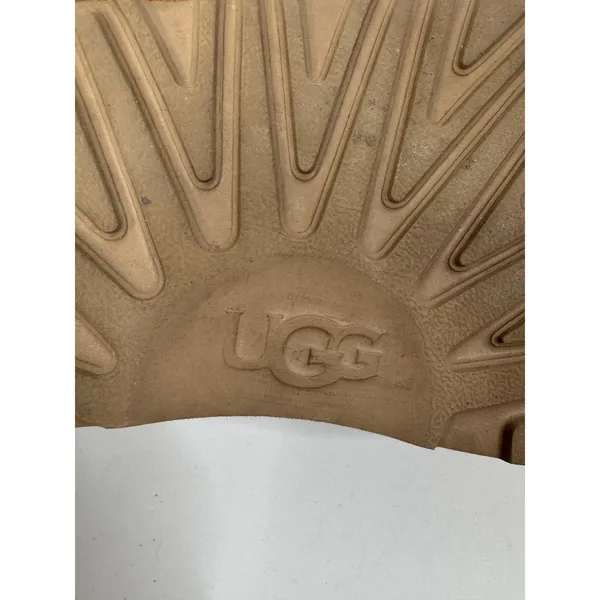Ugg Women's Classic Ultra Mini‎ Botts Size 6 - Image 8