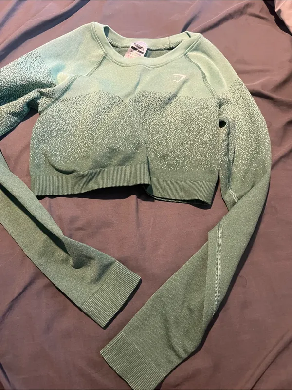 Gymshark Green Ombre Seamless Long Sleeve Crop Top - Image 4
