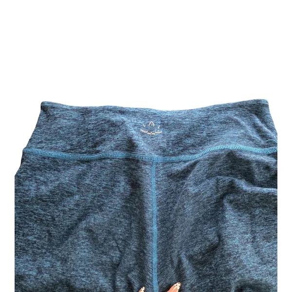 Beyond Yoga Capri Turquoise Spacedye Legging Size: S - Image 2
